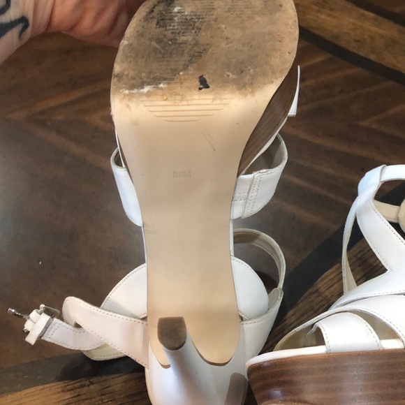 Beautiful Guess Sandals size 8.5 - Picture 4 of 6